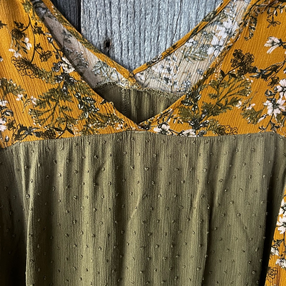 ODDY Floral Mustard and Olive Women's Top - Picture 2 of 6